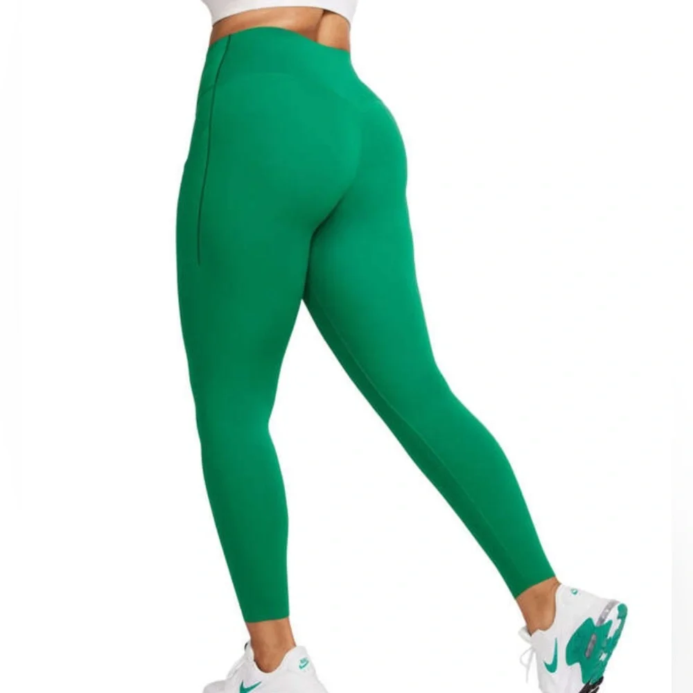 NWT Nike Highrise 7/8 Length InfinaSmooth Leggings with Pockets